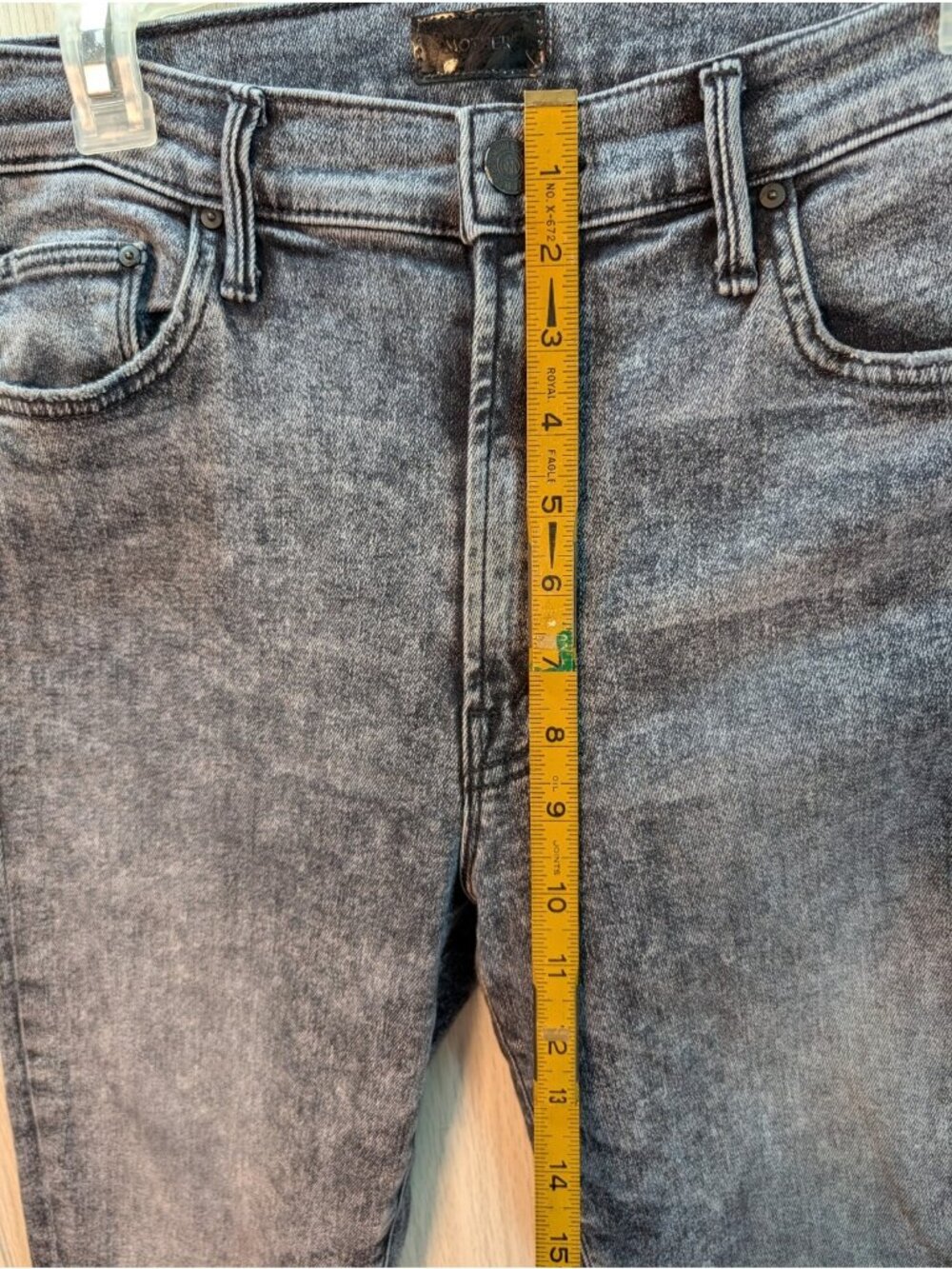 Mother Jeans The Insider Crop Step Fray in Train Stops Size 31 Black Raw Hem - Picture 12 of 13